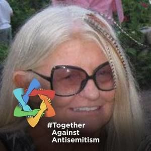 Meet your Posher, Cynthia